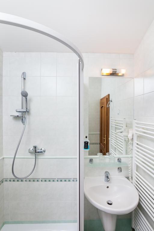Hotel Jelínkova vila Velké Meziříčí Quarto foto