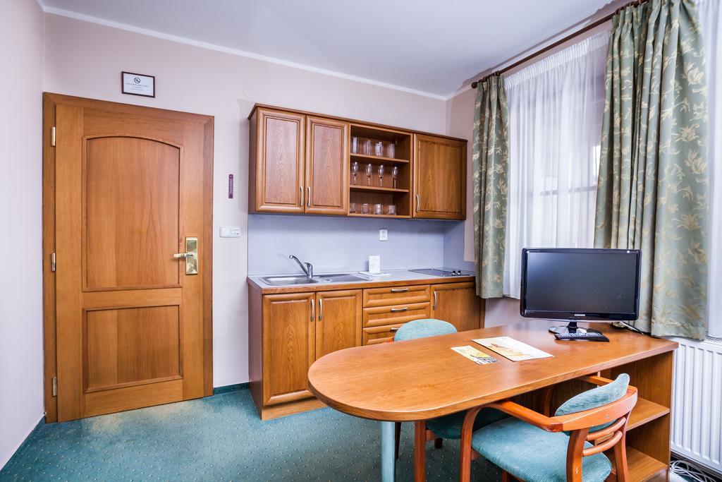 Hotel Jelínkova vila Velké Meziříčí Exterior foto