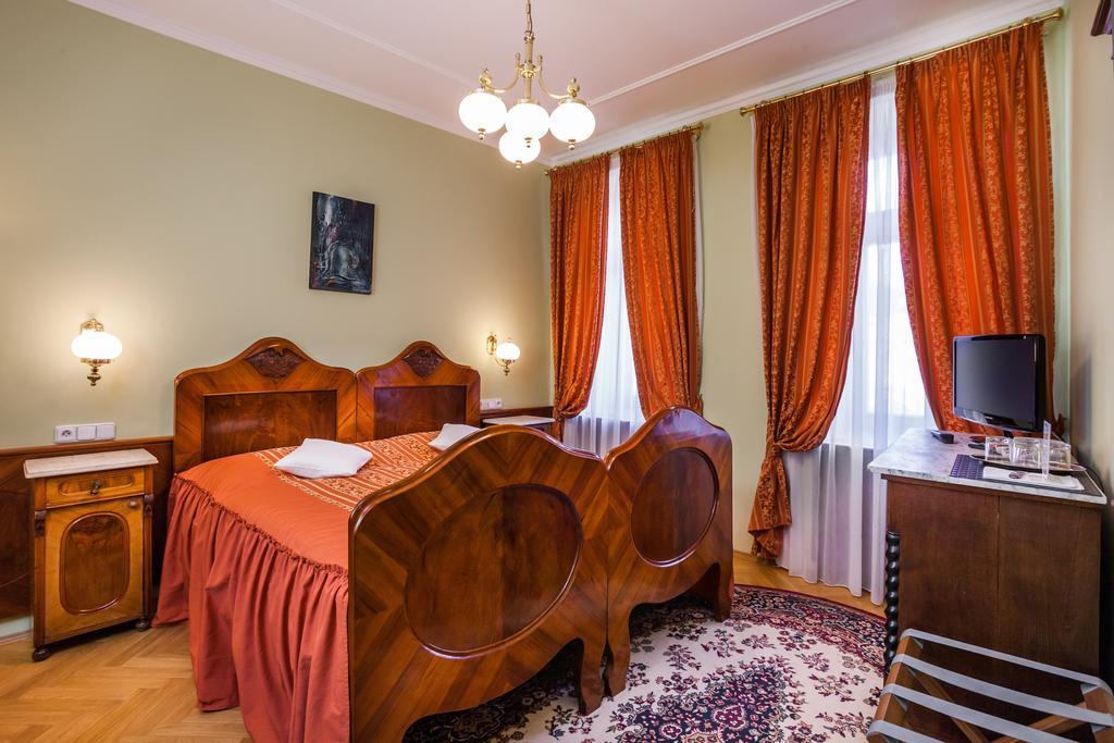 Hotel Jelínkova vila Velké Meziříčí Quarto foto