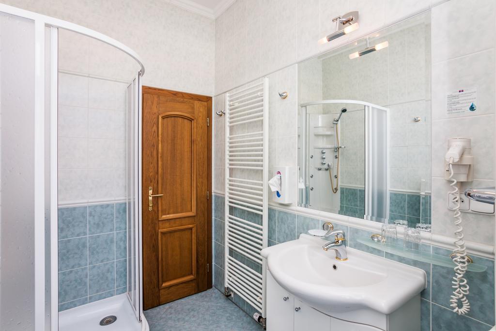 Hotel Jelínkova vila Velké Meziříčí Quarto foto