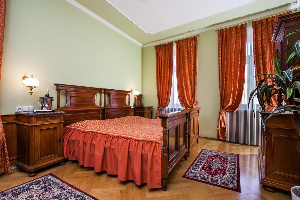 Hotel Jelínkova vila Velké Meziříčí Quarto foto